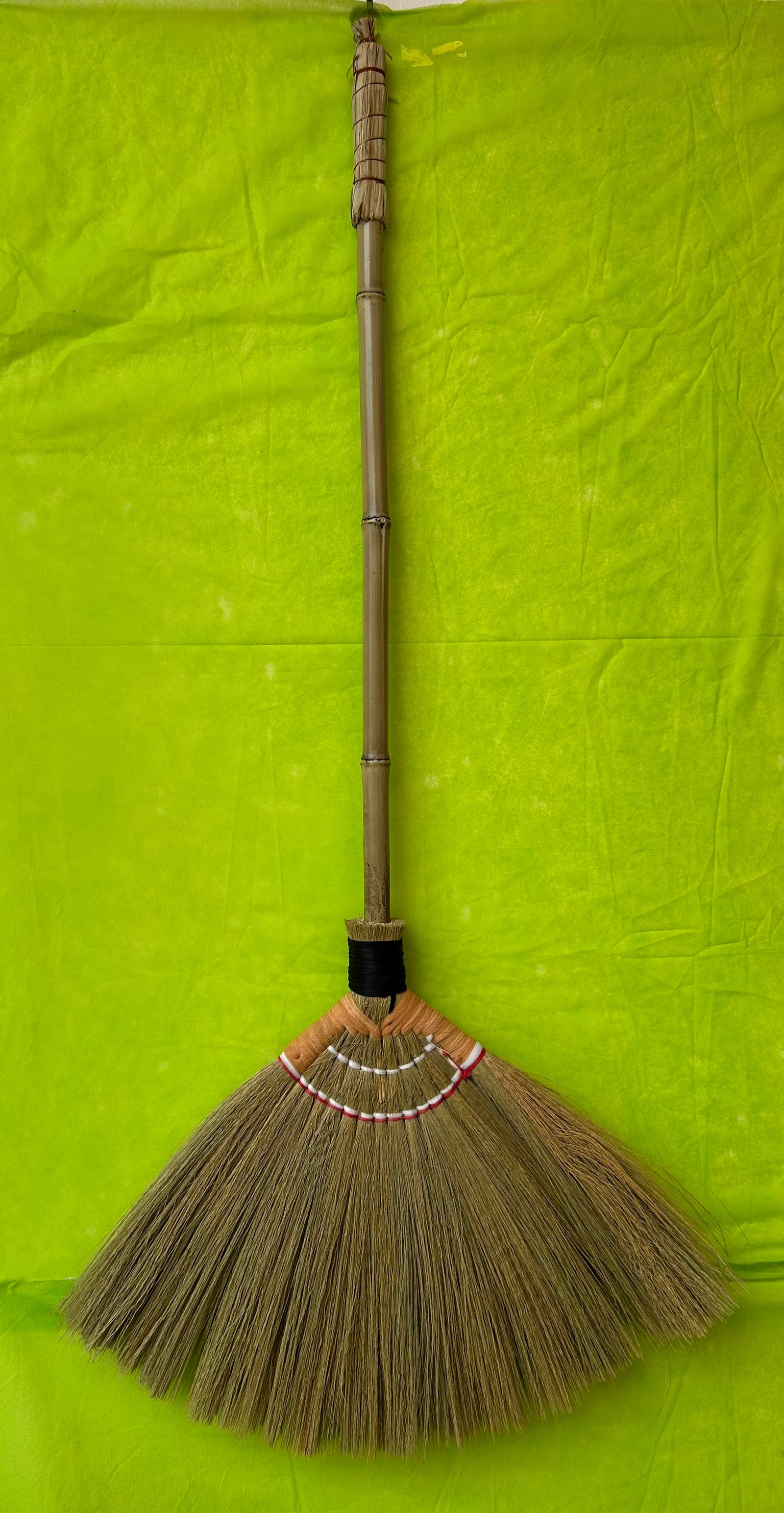 Sapu Gelagah model Gubeg